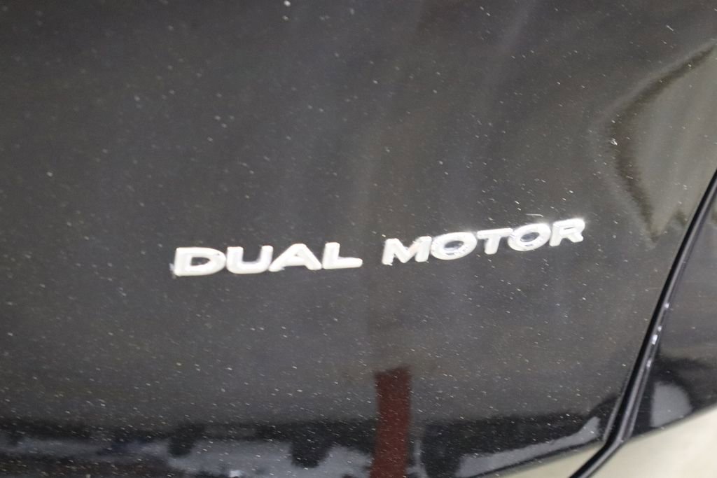 Used 2021 Tesla Model Y Long Range AWD/4WD image 45