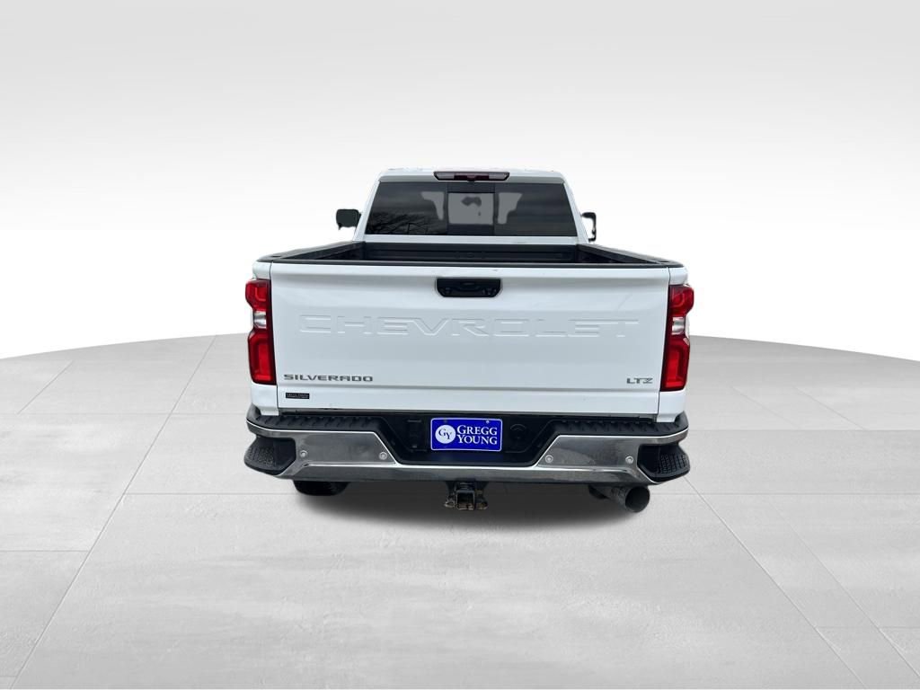 Used 2024 Chevrolet Silverado 3500 LTZ w/ LTZ Convenience Package image 5
