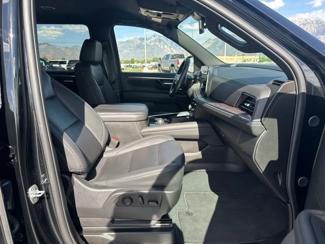 Certified 2025 Chevrolet Suburban Z71 image 17