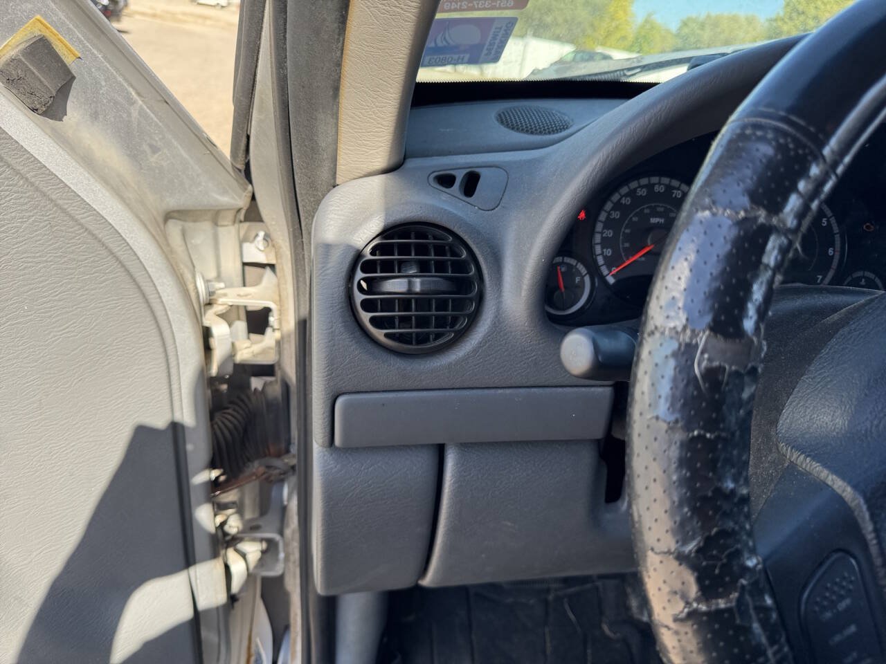 Used 2005 Jeep Liberty Sport AWD/4WD image 33