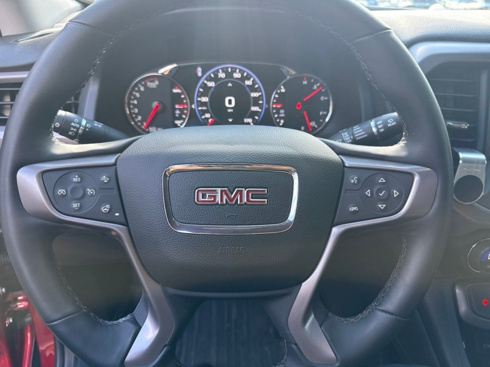 Used 2023 GMC Acadia AT4 w/ Technology Package AWD/4WD image 10
