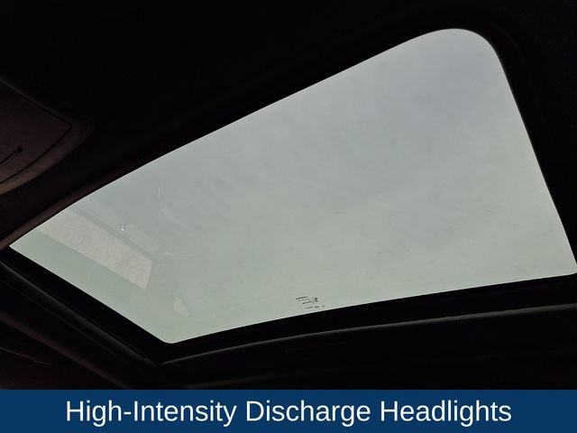 Used 2012 Dodge Challenger SRT8 w/ Premium Sound Group RWD image 19