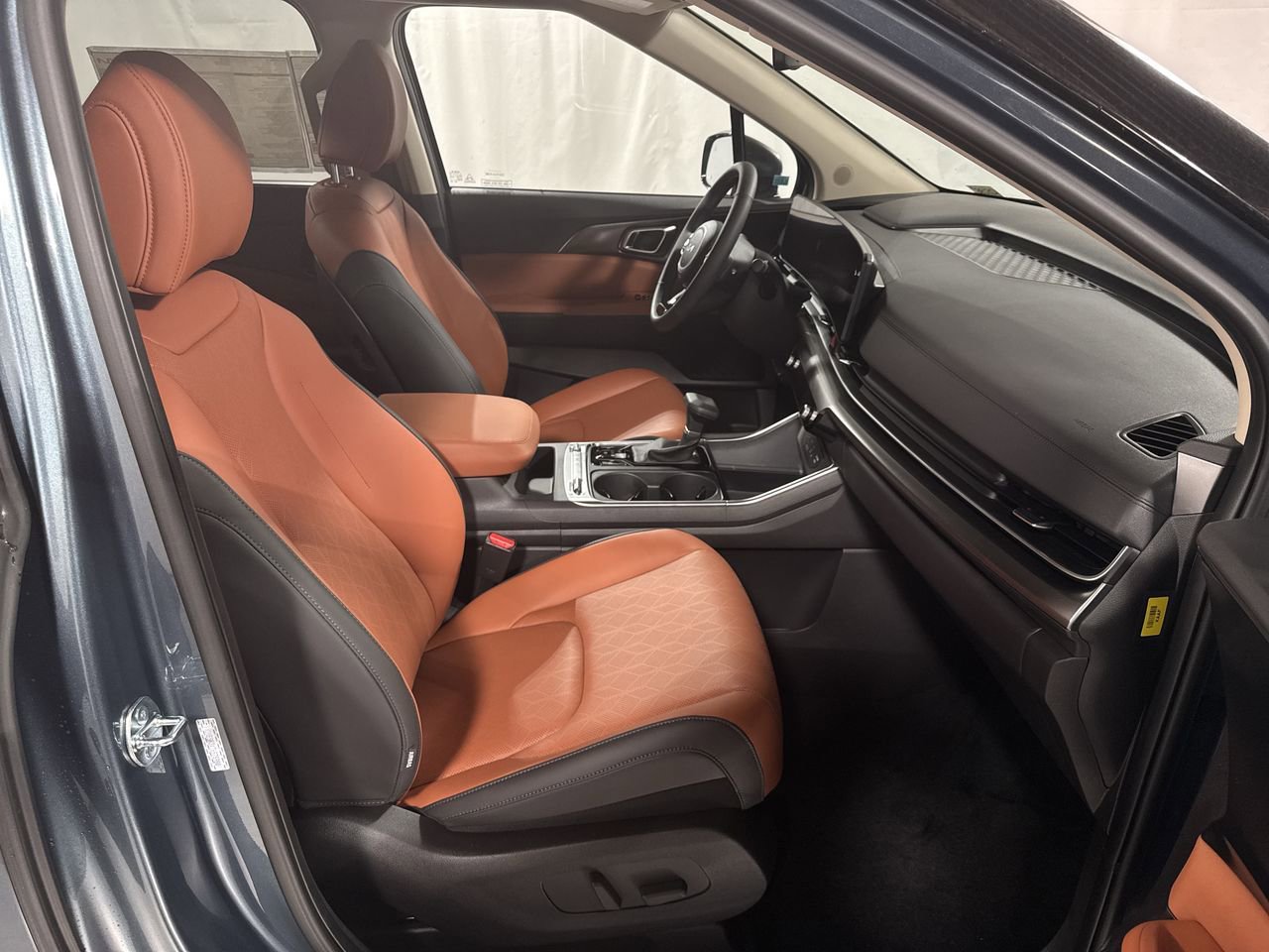 New 2026 Kia Carnival SX w/ SX Dark Edition Package image 32