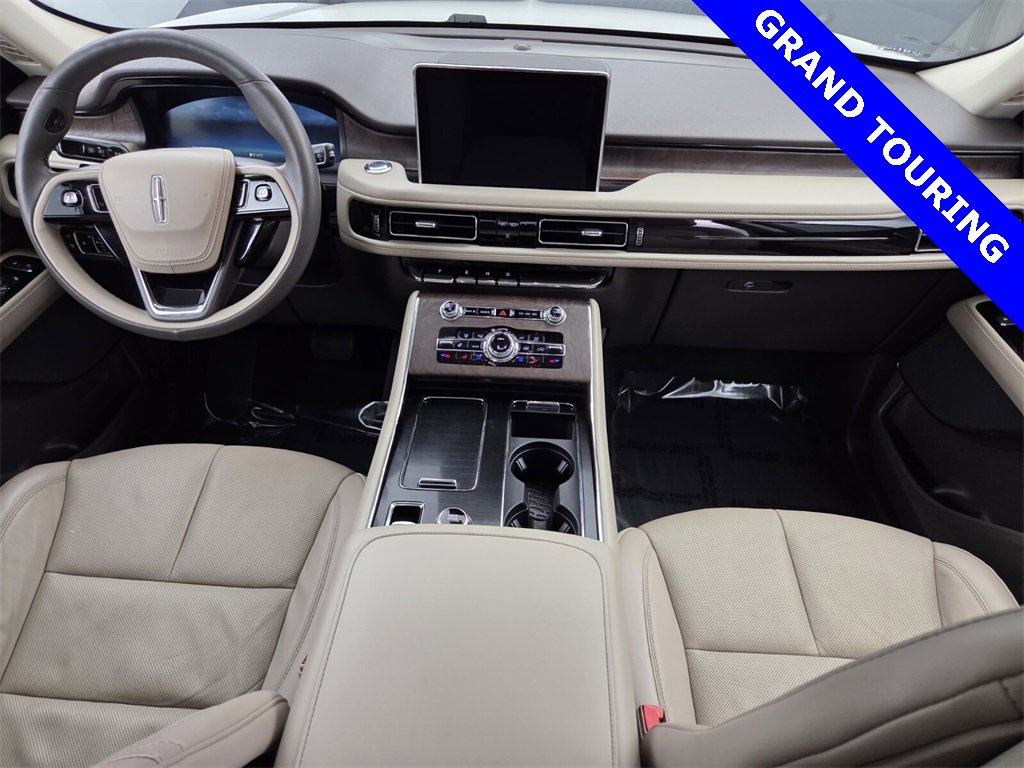 Used 2021 Lincoln Aviator Grand Touring w/ Elements Package Plus image 23