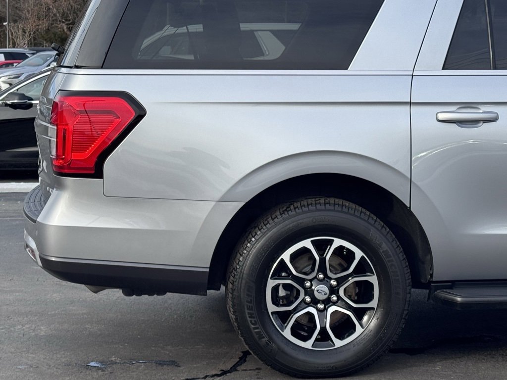 Used 2024 Ford Expedition Max XLT image 49