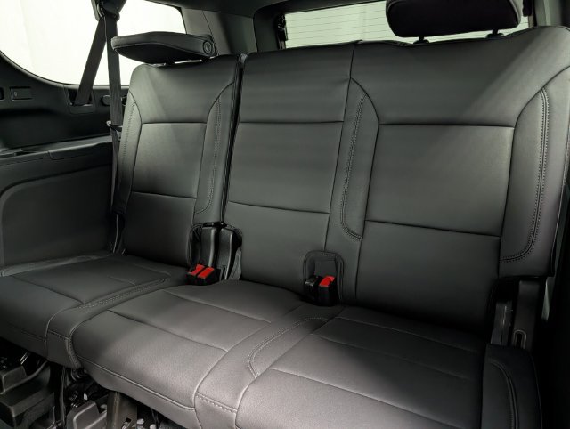 New 2027 Chevrolet Suburban Z71 w/ Z71 Off-Road Package AWD/4WD image 17