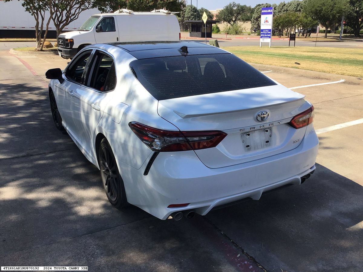 Used 2024 Toyota Camry XSE FWD image 4