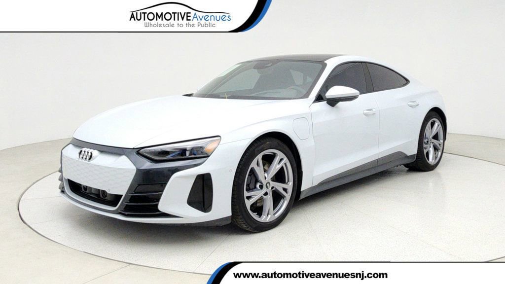 Used 2024 Audi e-tron GT Prestige w/ Prestige Package