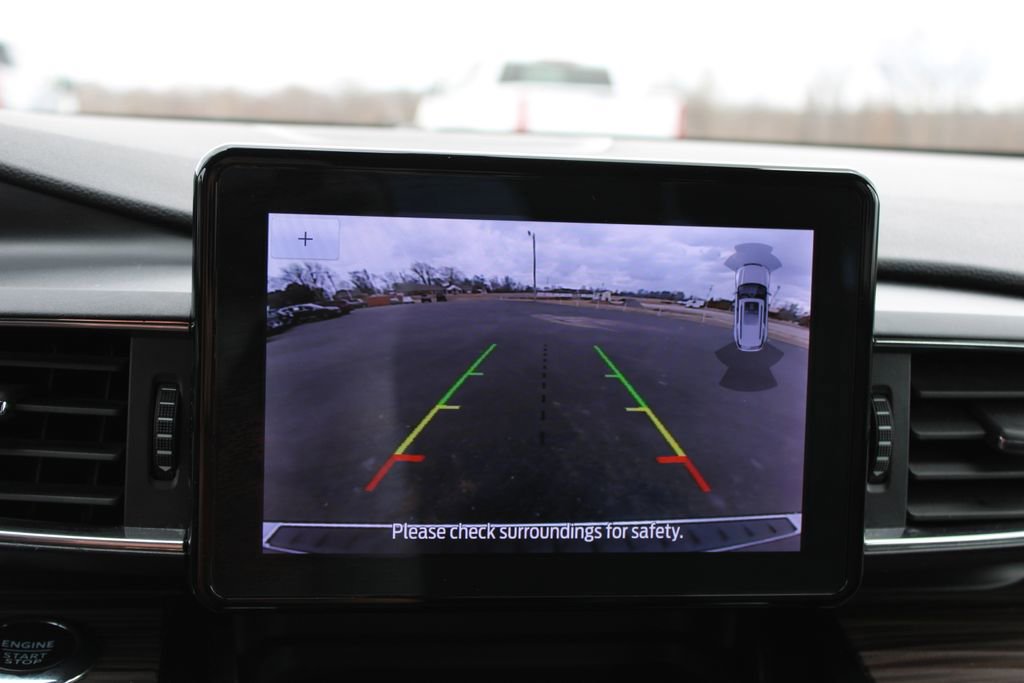 Used 2023 Ford Explorer Limited AWD/4WD image 58