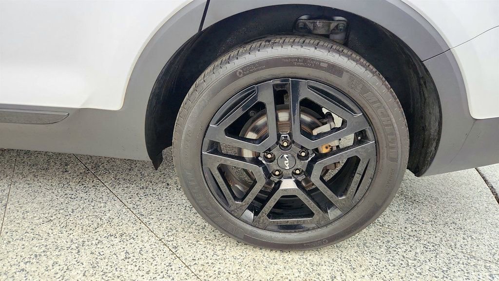 Used 2024 Kia Telluride SX Prestige X-Line image 9