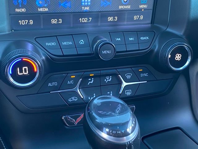 Used 2016 Chevrolet Corvette Stingray Coupe w/ Carbon Flash Badge Package RWD image 27