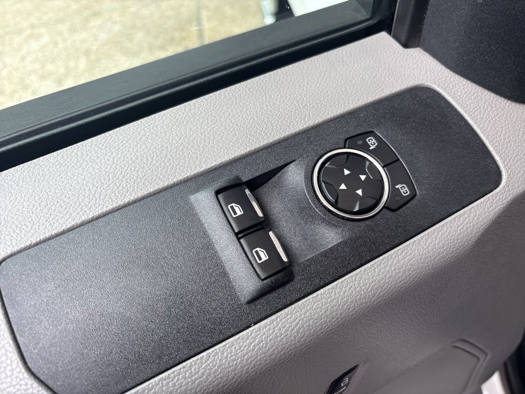 Used 2017 Ford F350 XL AWD/4WD image 19