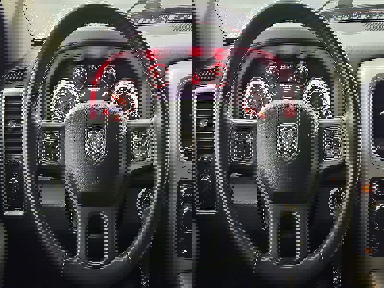 Used 2018 RAM 1500 Big Horn image 23