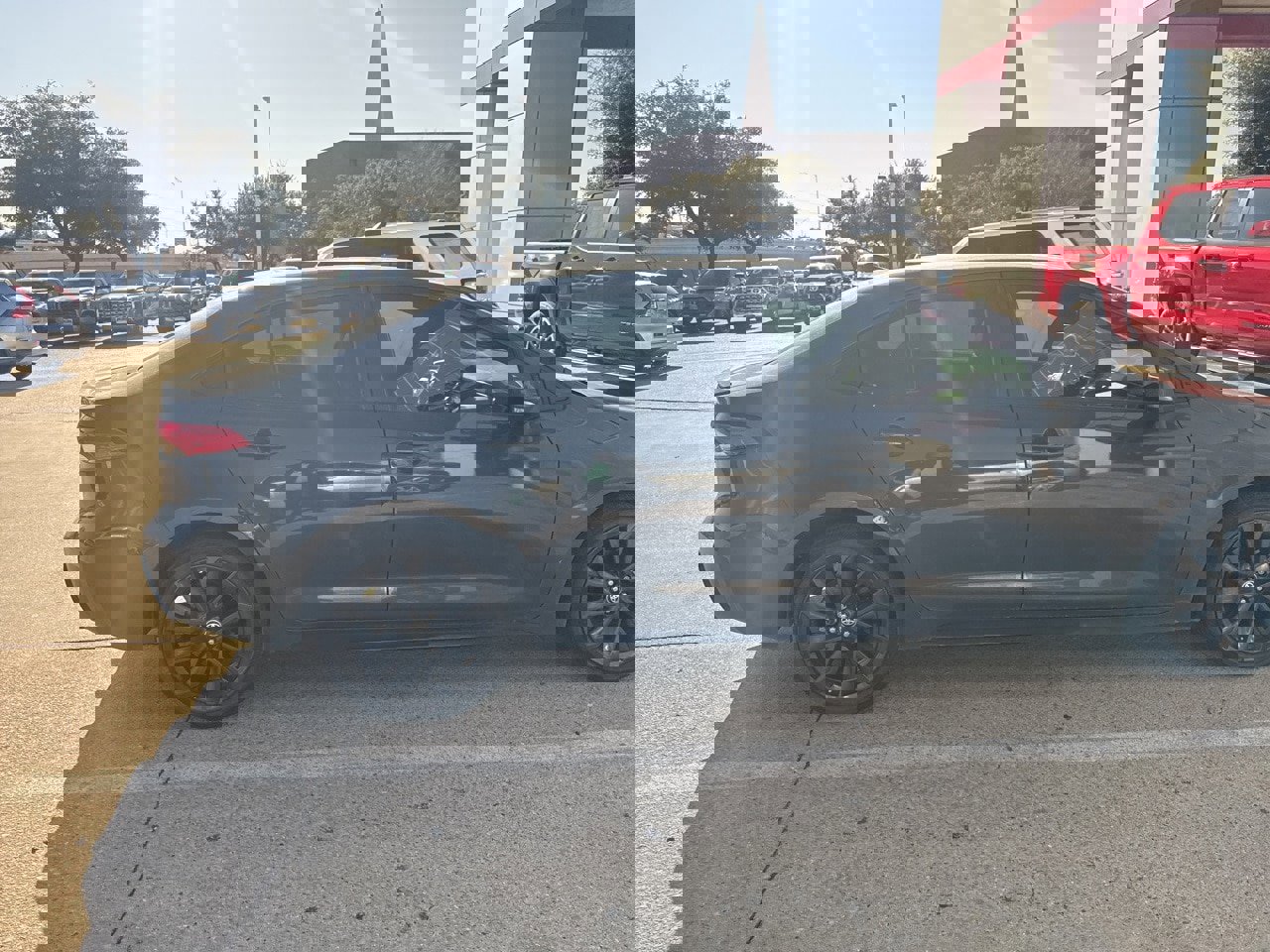 Used 2023 Toyota Corolla SE image 8