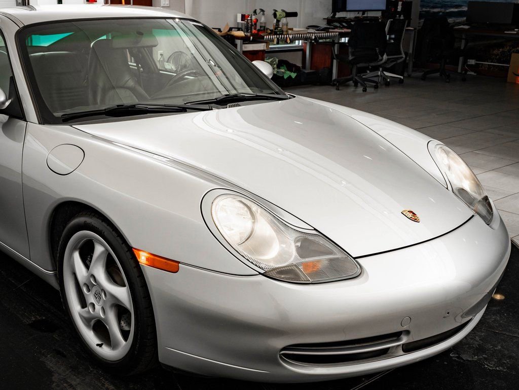 Used 2000 Porsche 911 Carrera image 23