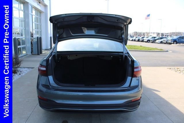Used 2024 Volkswagen Jetta S image 8