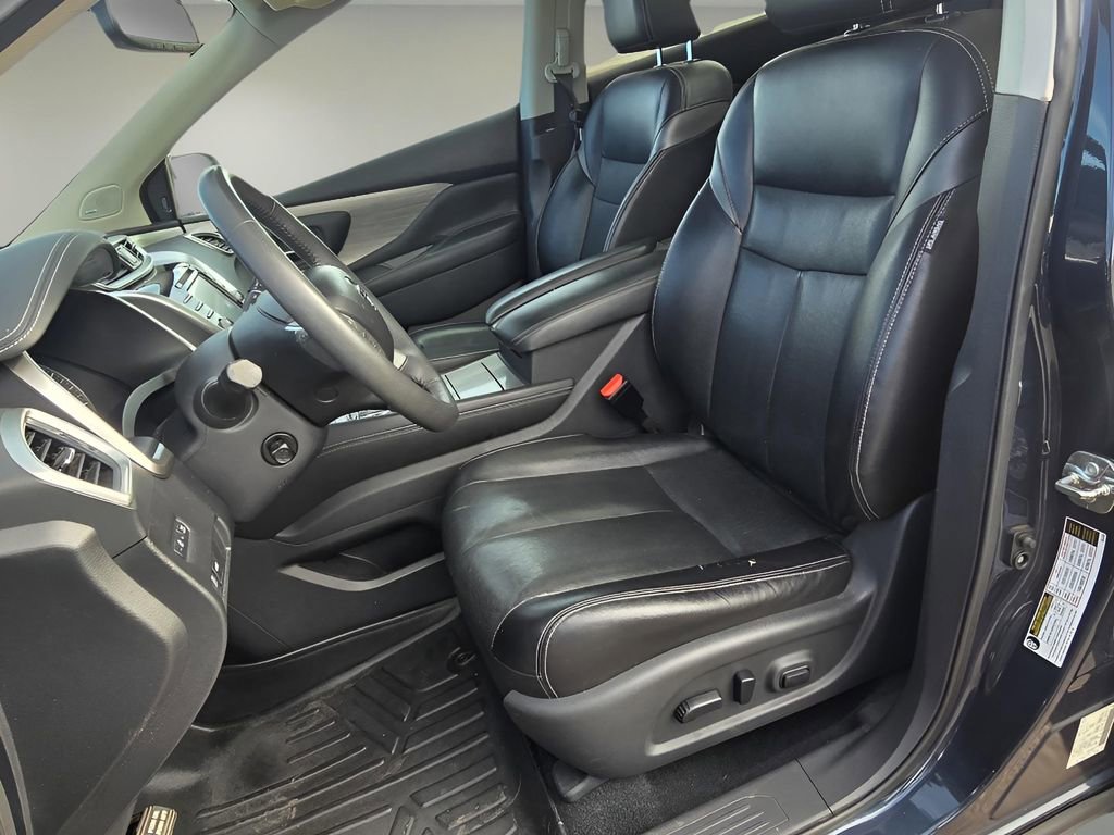 Used 2017 Nissan Murano Platinum w/ Platinum Technology Package image 12