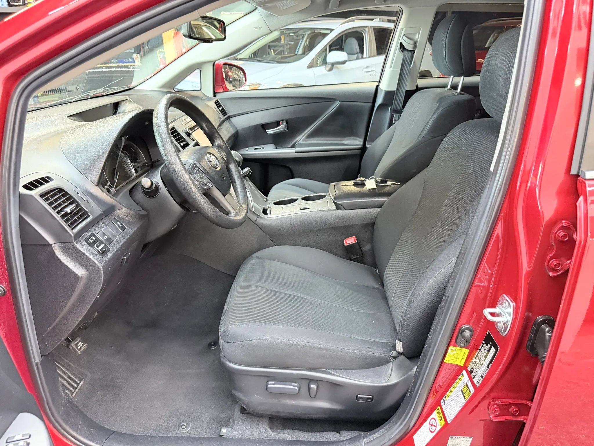 Used 2013 Toyota Venza LE w/ LE Convenience Pkg AWD/4WD image 9