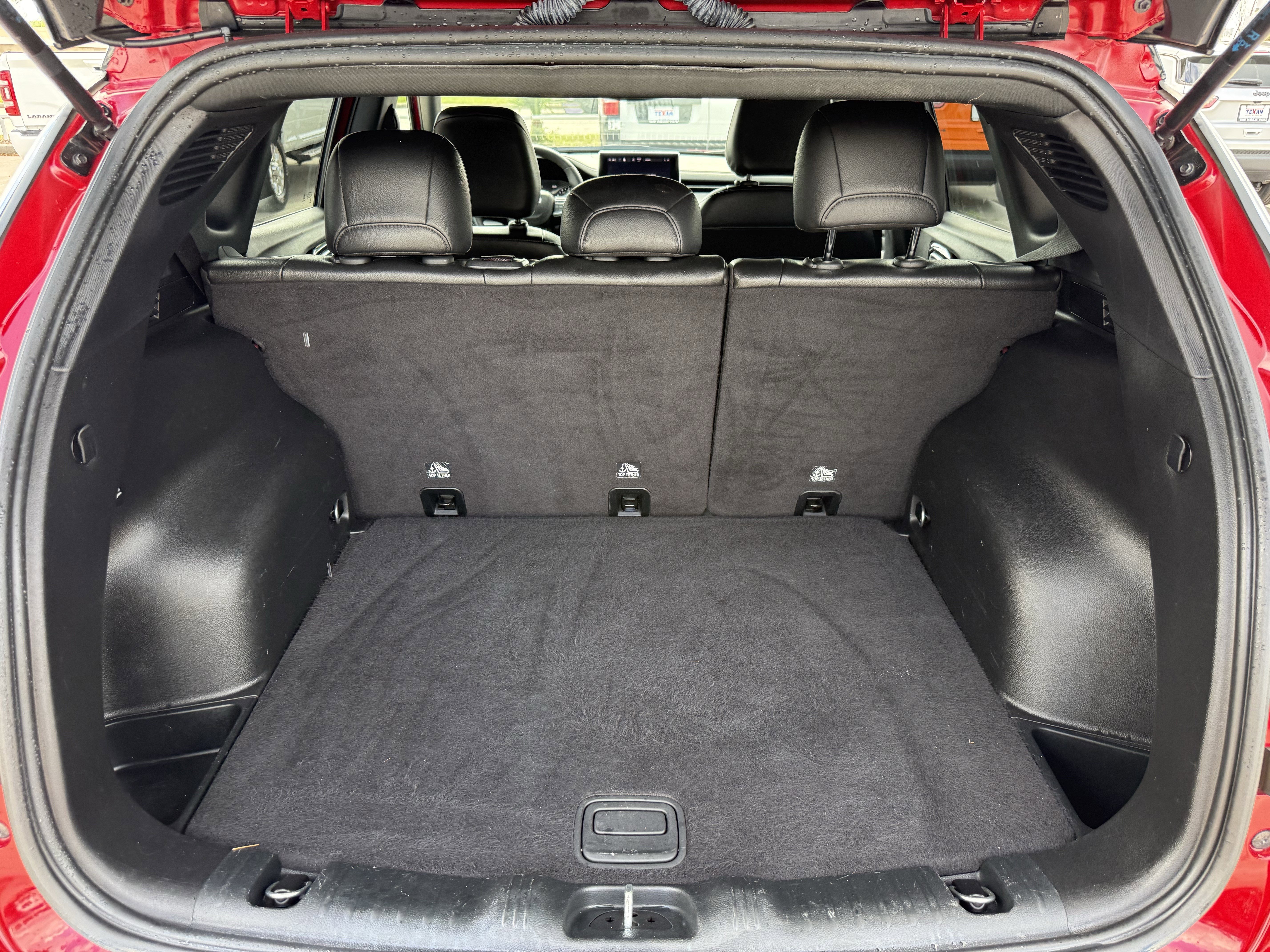 Used 2023 Jeep Compass Limited image 31