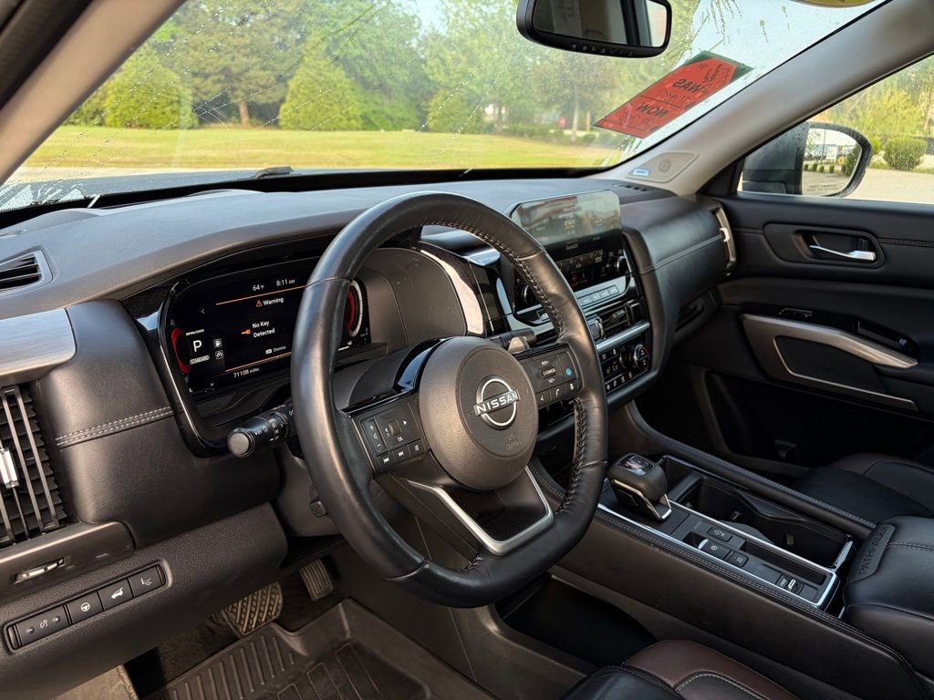 Certified 2022 Nissan Pathfinder Platinum w/ Cargo Package image 15