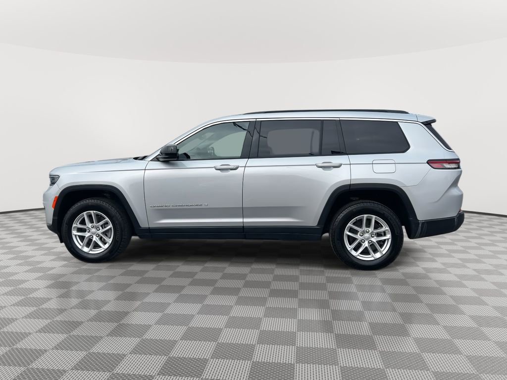 Used 2025 Jeep Grand Cherokee L Laredo AWD/4WD image 6