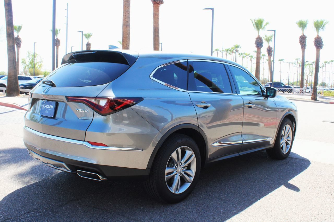 Used 2026 Acura MDX FWD image 5