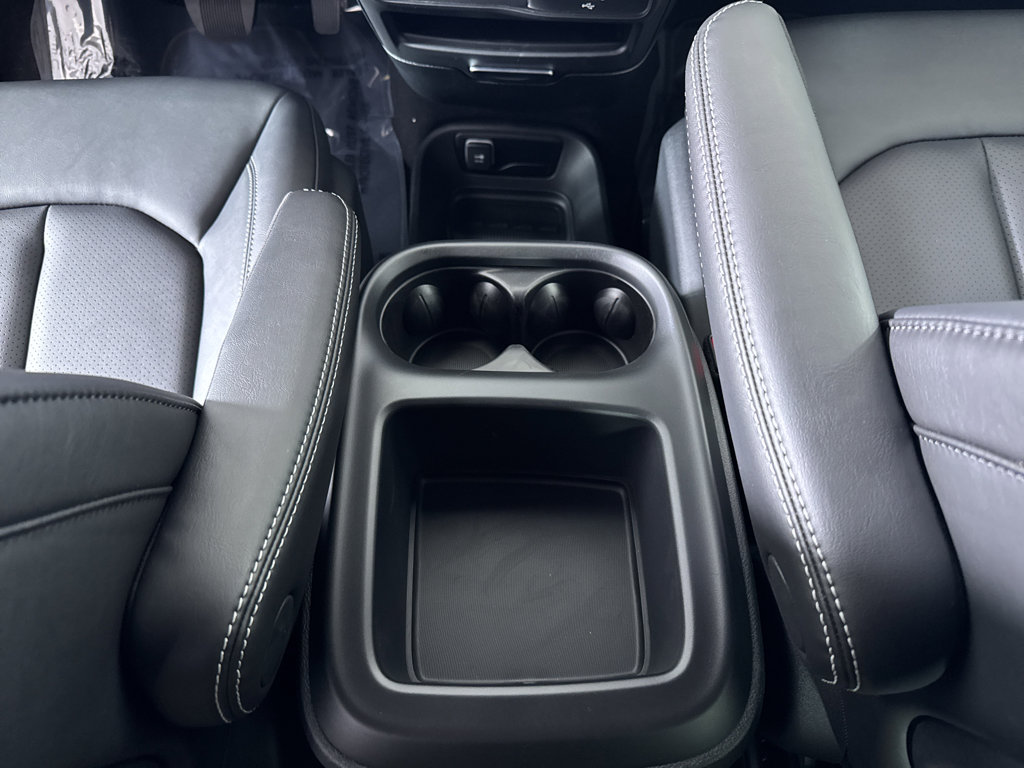 New 2026 Chrysler Pacifica Select image 36