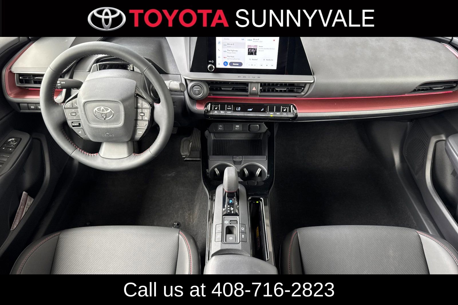 Used 2025 Toyota Prius Plug-In Hybrid image 4