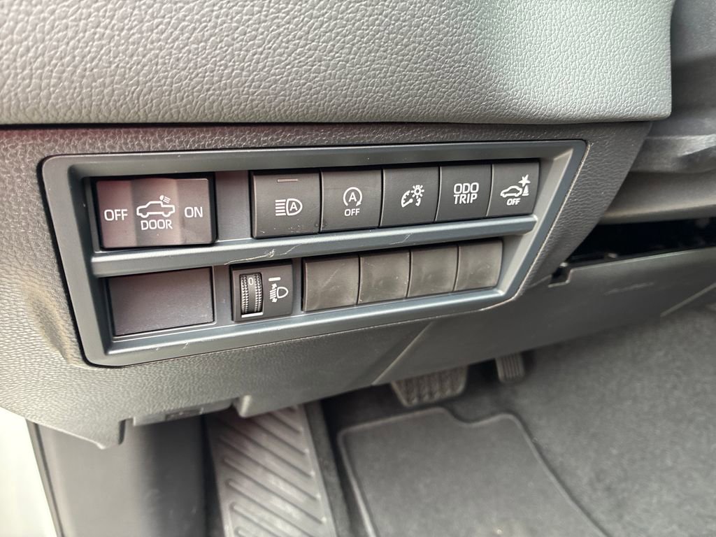 New 2026 Toyota Tundra Limited AWD/4WD image 37
