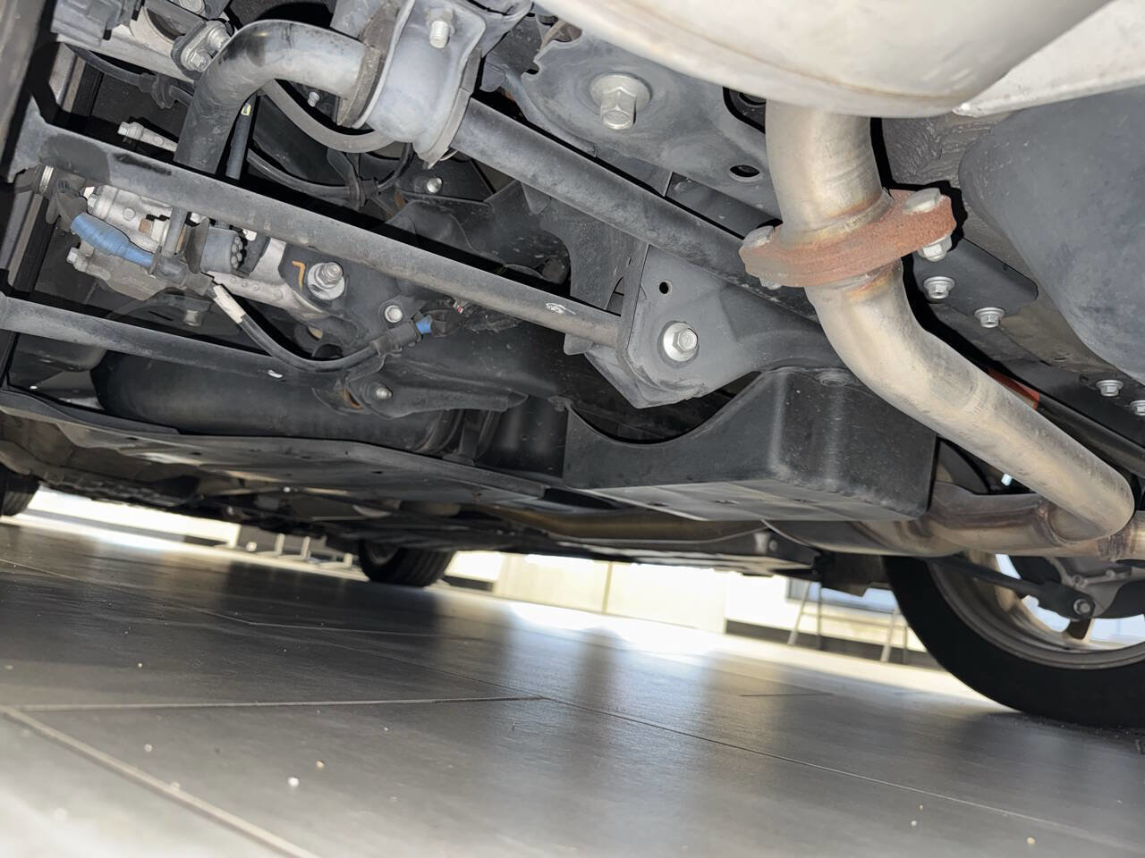 Used 2017 Acura TLX V6 w/ Advance Package image 23