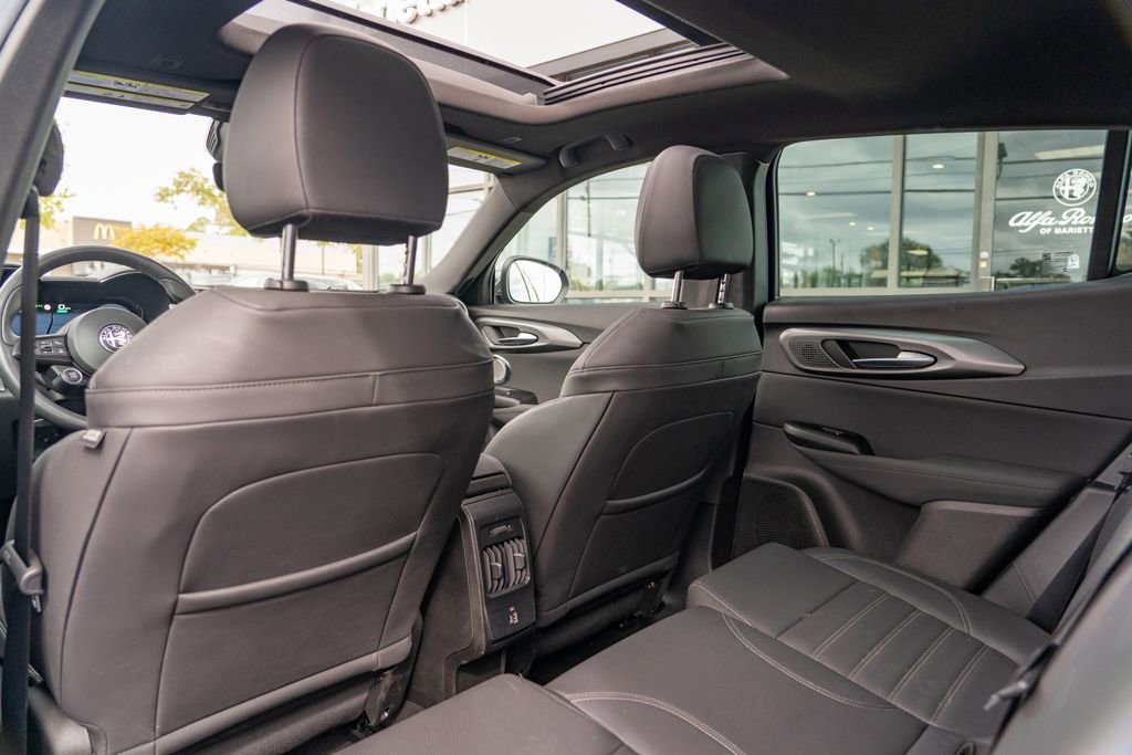 Used 2024 Alfa Romeo Tonale Veloce image 15