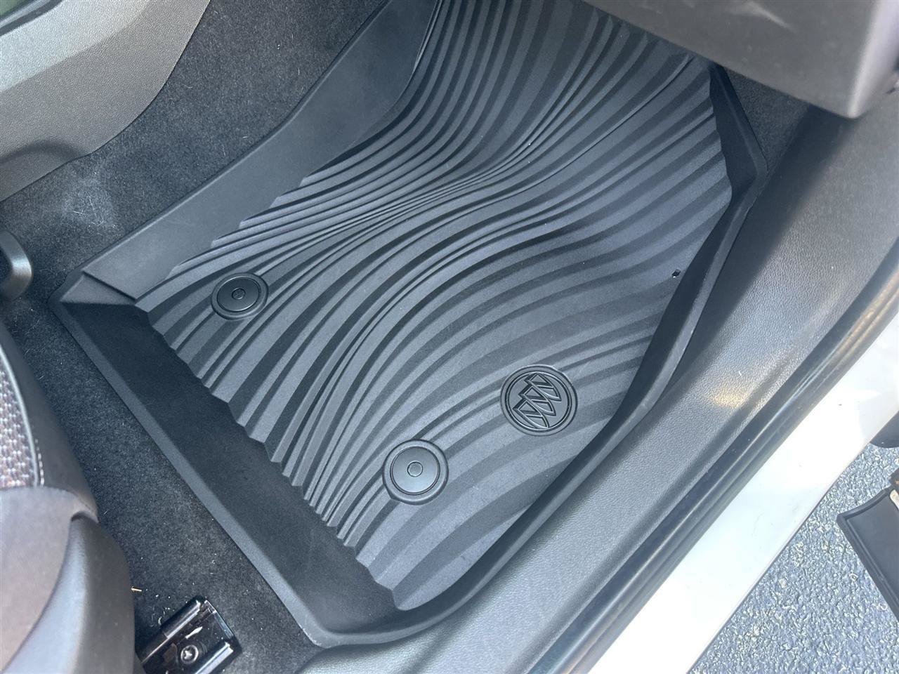 Used 2022 Buick Envision Preferred FWD image 17