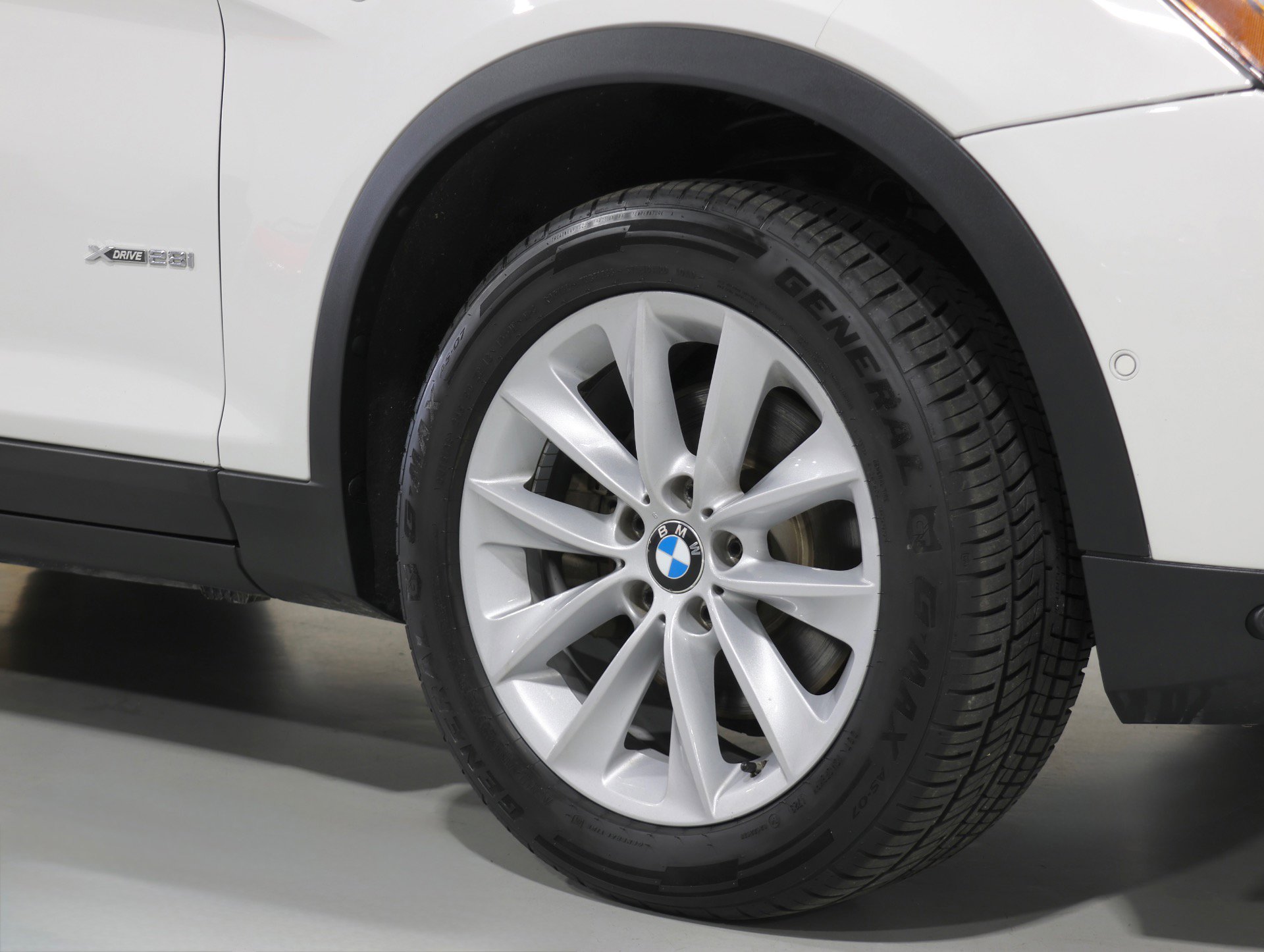 Used 2017 BMW X3 xDrive28i image 43