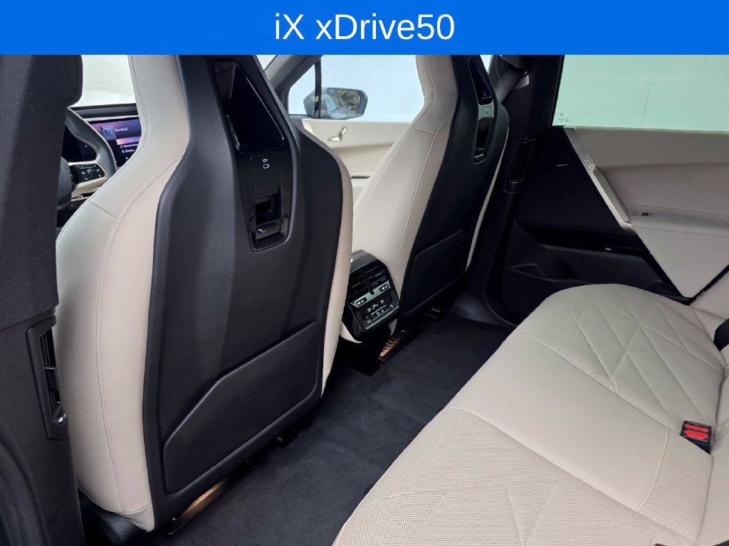 Certified 2024 BMW iX xDrive50 w/ Sport Package AWD/4WD image 15