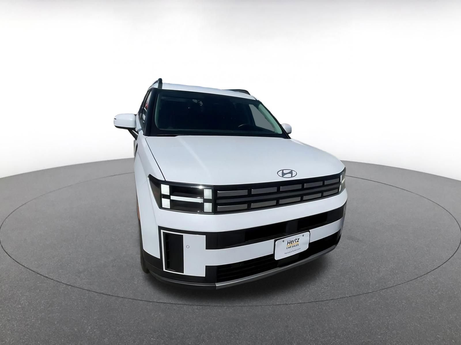 Used 2025 Hyundai Santa Fe SEL image 3