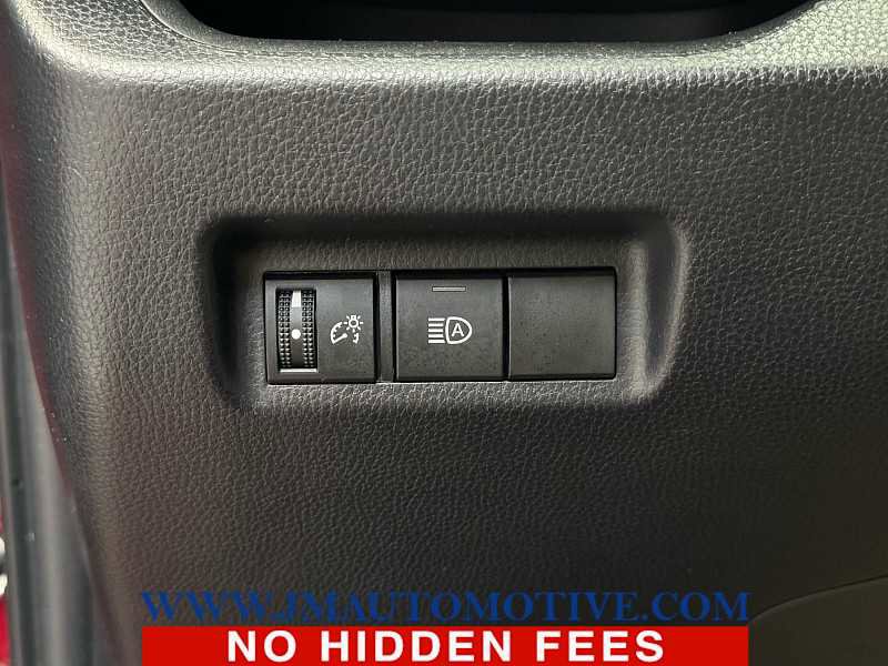 Used 2023 Toyota RAV4 Adventure image 32