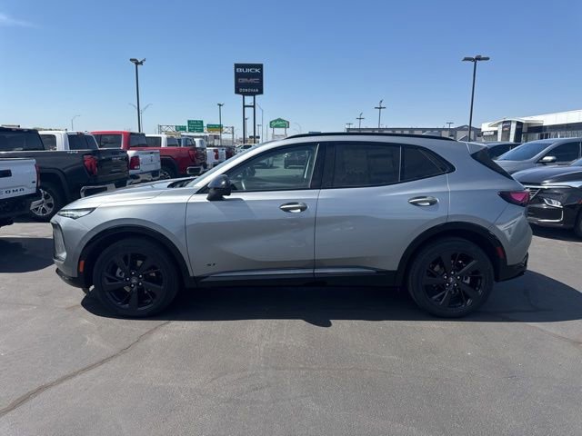 Used 2025 Buick Envision Sport Touring image 7