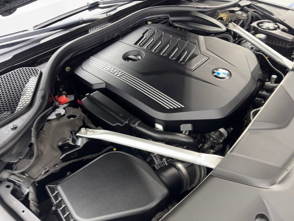 Used 2022 BMW 740i image 77