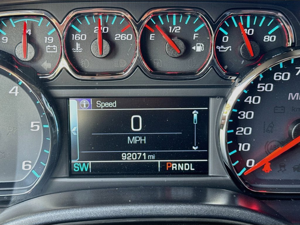 Used 2019 Chevrolet Silverado 1500 LT RWD image 12