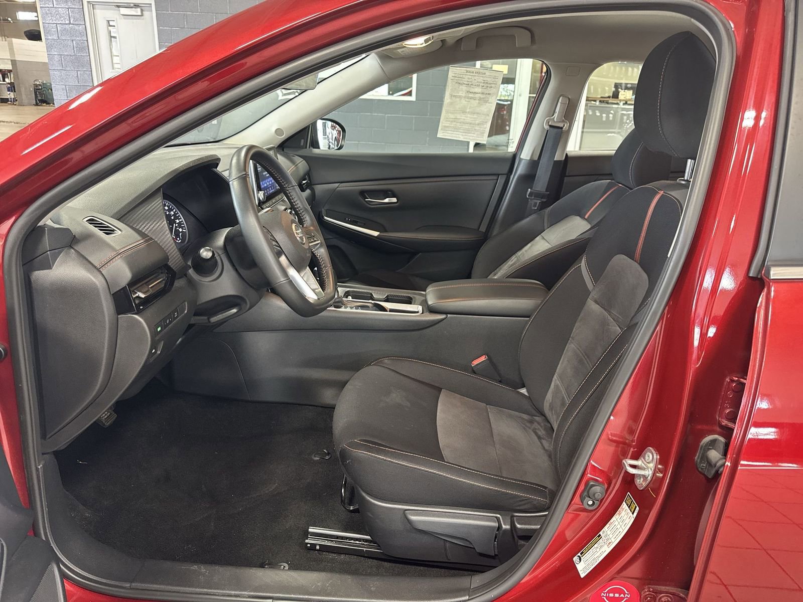 Used 2023 Nissan Sentra SR w/ Electronics Package image 10