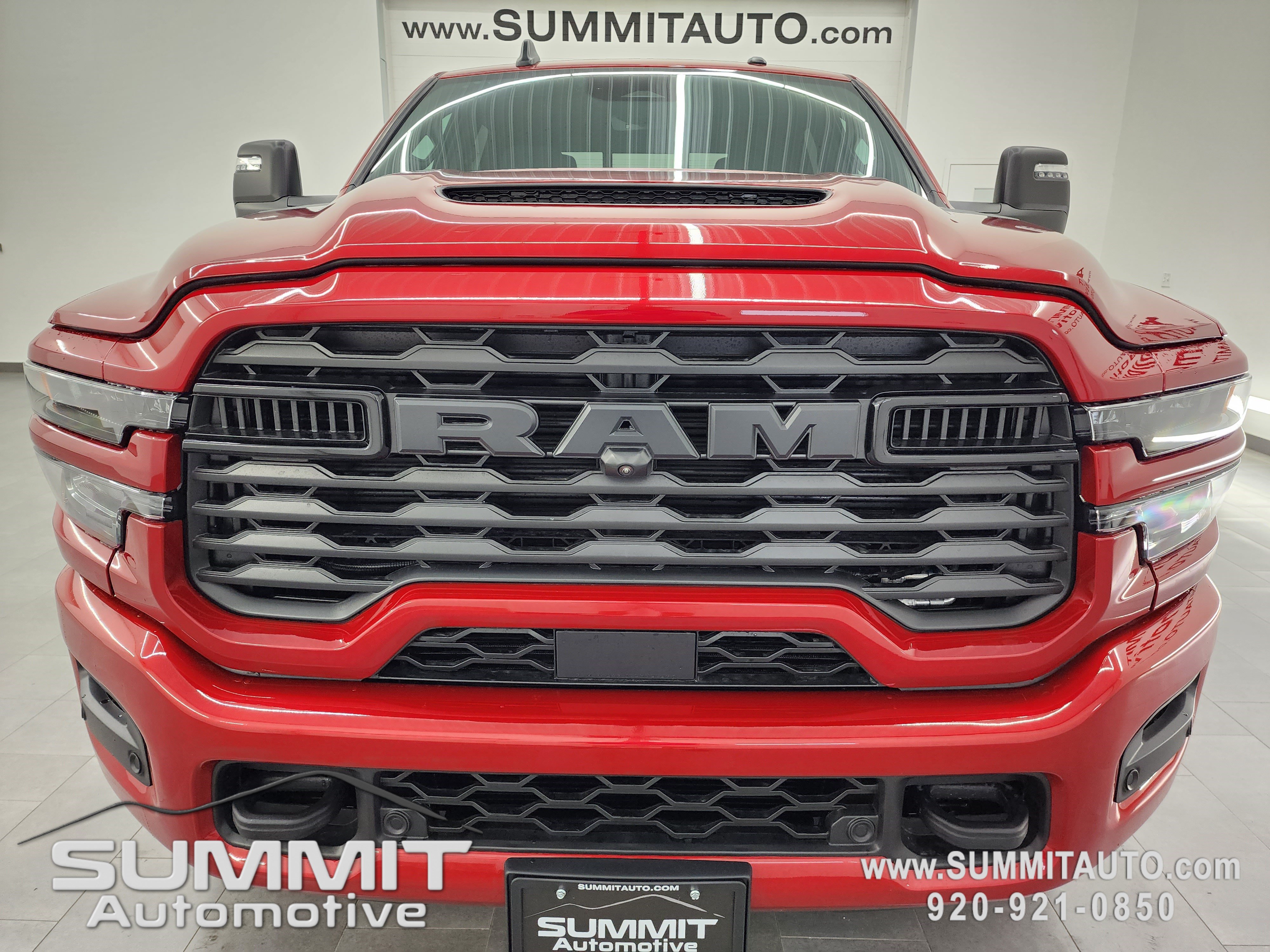 New 2026 RAM 2500 Big Horn AWD/4WD image 25