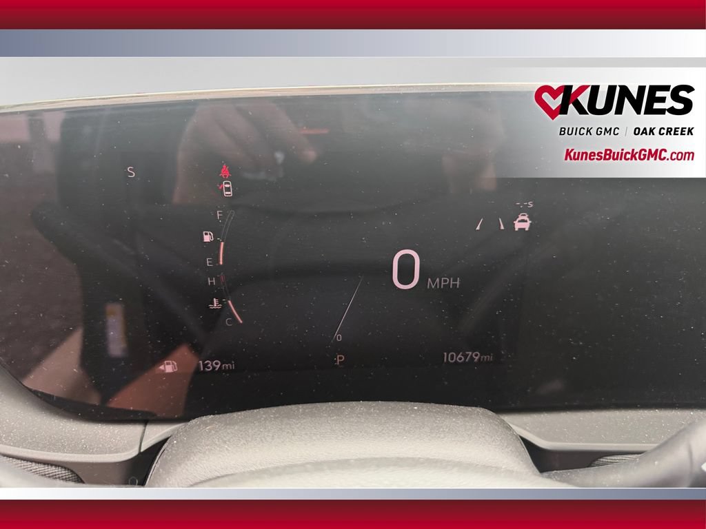 Used 2025 Buick Envista Sport Touring w/ Convenience I Package FWD image 14