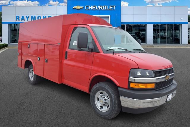 New 2026 Chevrolet Express 3500 w/ Power Convenience Package image 11