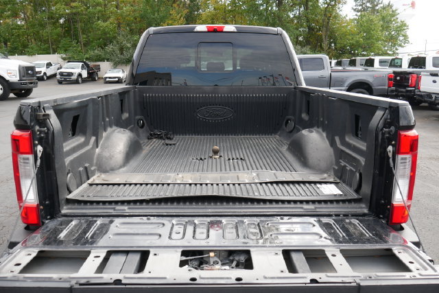 Used 2017 Ford F350 Lariat w/ Lariat Ultimate Package AWD/4WD image 12