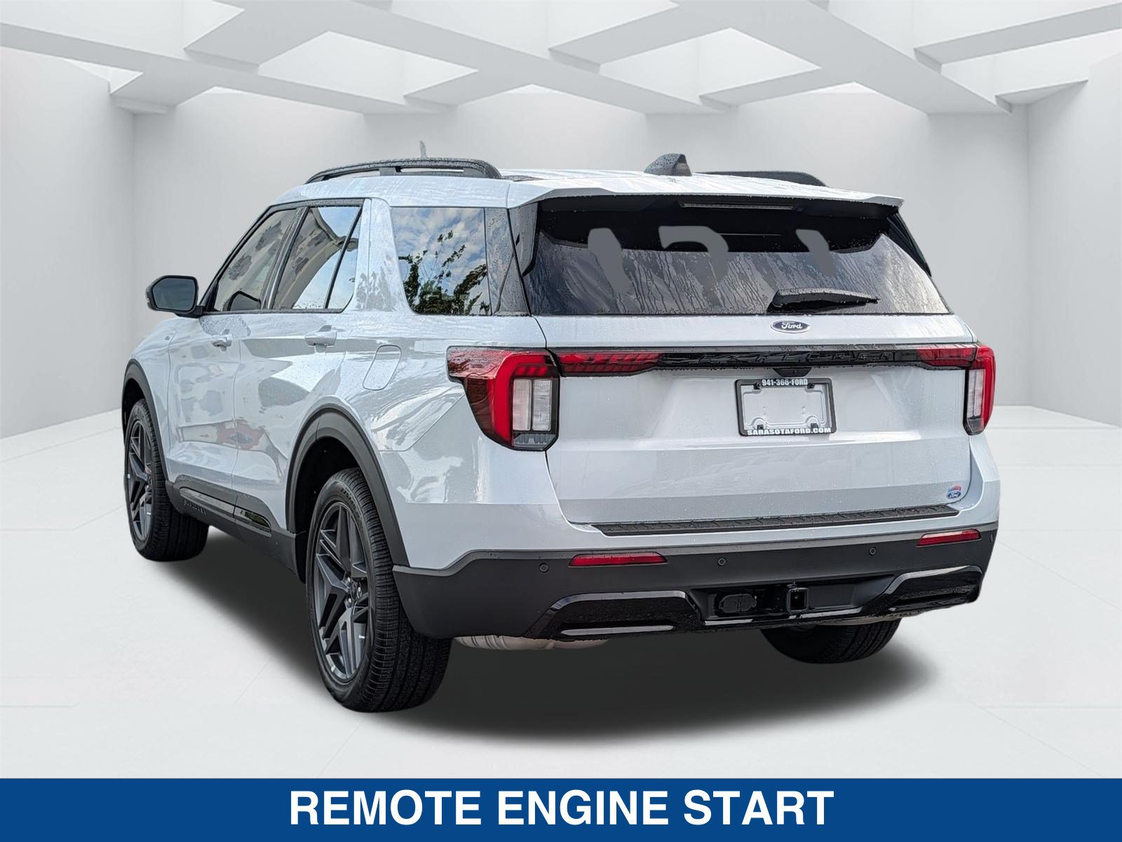 New 2026 Ford Explorer ST-Line w/ ST-Line Street Pack RWD image 8