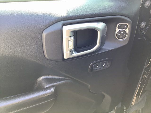 Used 2018 Jeep Wrangler Unlimited Sport S image 10