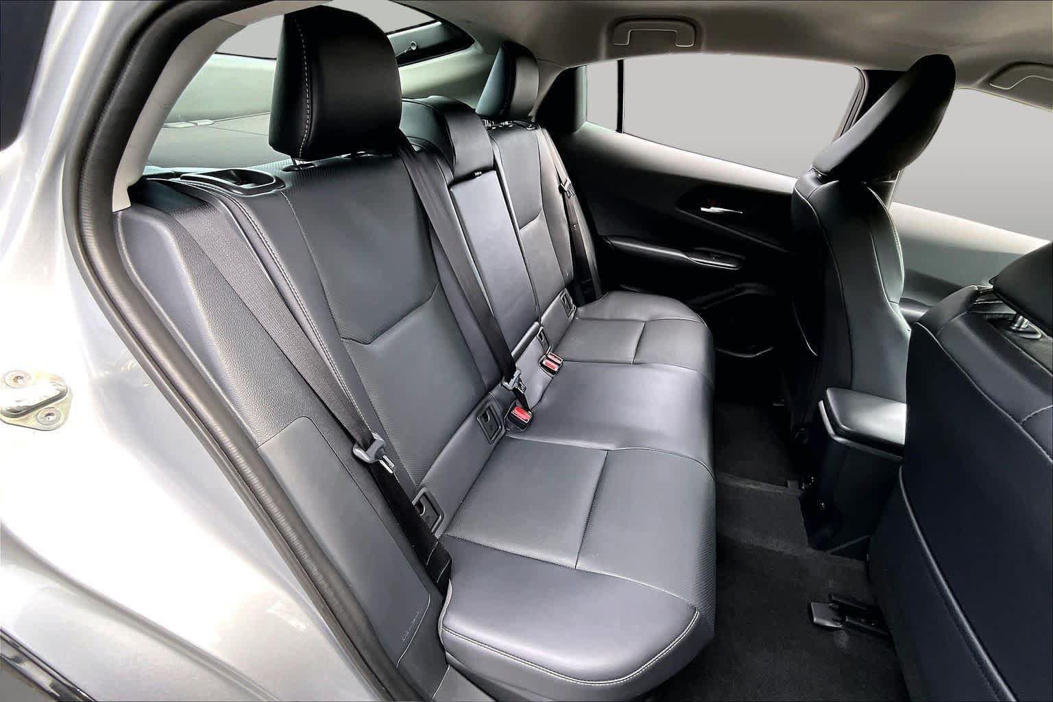 Used 2025 Toyota Prius XLE FWD image 20