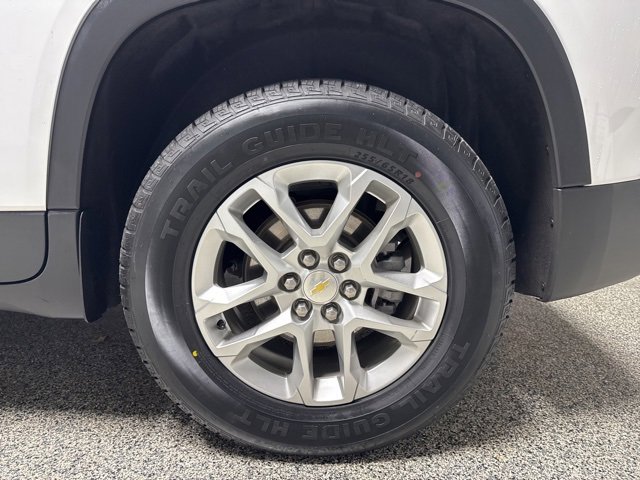 Used 2021 Chevrolet Traverse LT image 18