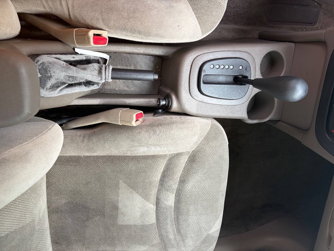 Used 2003 Saturn ION Level 3 w/ Travel Pkg FWD image 14