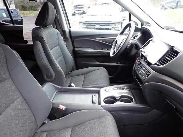 Used 2021 Honda Ridgeline Sport image 11